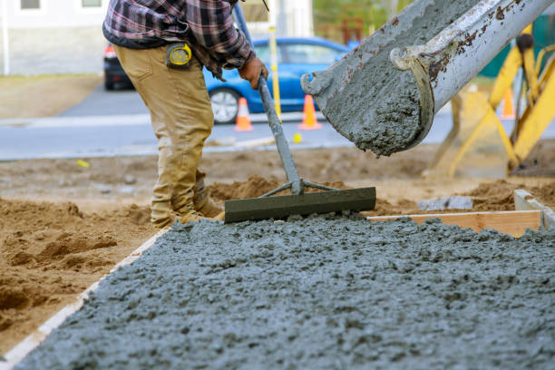 Best Concrete Walkway Installation  in Mendon, UT